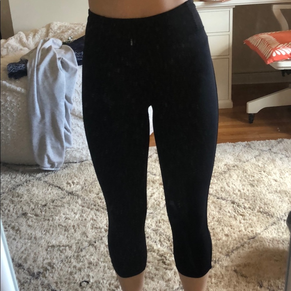 cropped lululemon pants